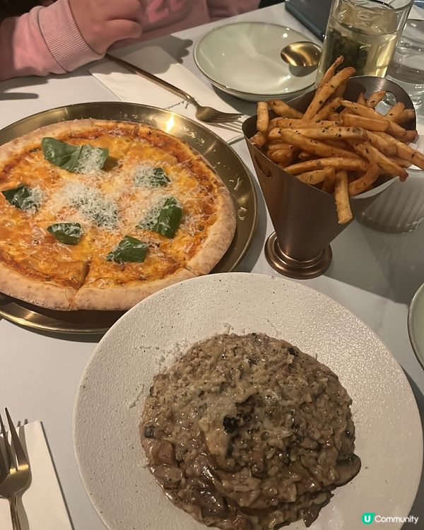 尖沙咀高質餐廳打卡 🍕🥂牧羊少年與他的浮萍🌸