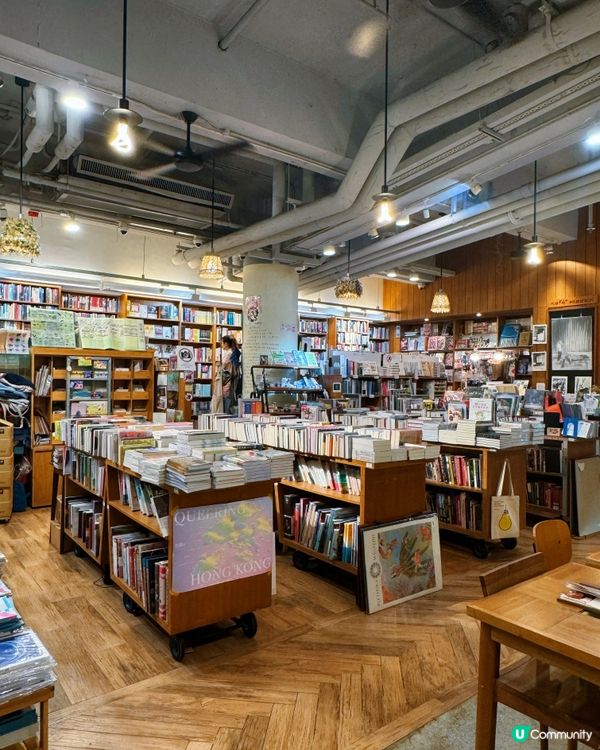 油麻地書店咖啡☕📚  
#油麻地之旅