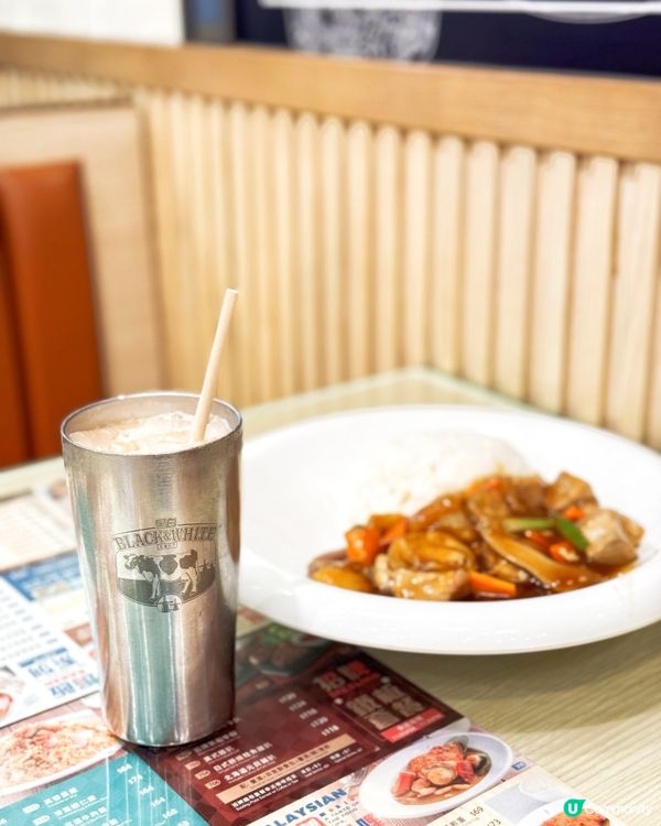 豆腐火腩飯係男人的浪漫就係人都知，但知唔知配咩飲品最夾？