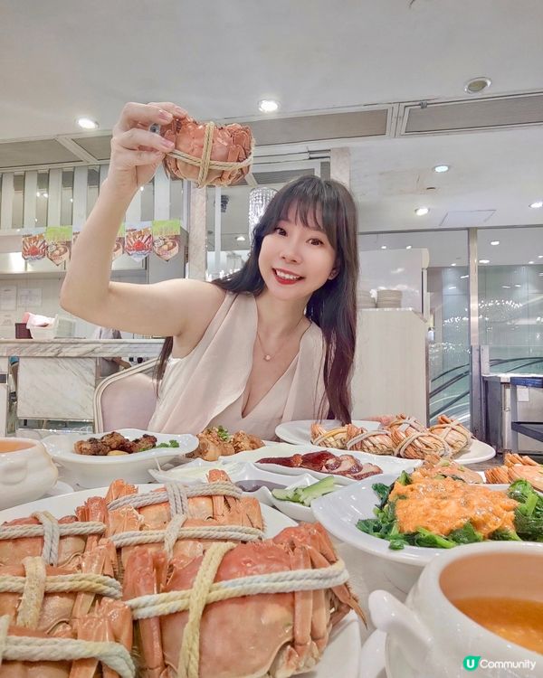 作為蟹迷💗襯住仲有大閘蟹梗係要去大吃🦀放肆一下啦😍富臨皇宮嘅...