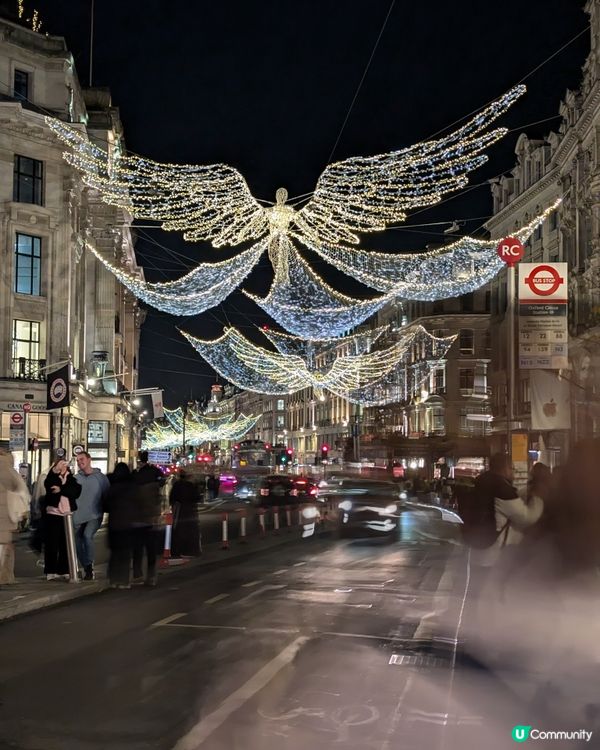 ✨ 倫敦街頭的夢幻天使燈，點亮冬日夜空 ✨
