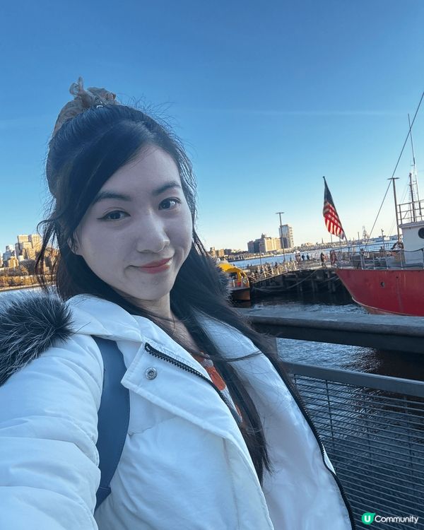 這是紐約Pier 17的打卡熱點，最美打卡位是面對Brook...