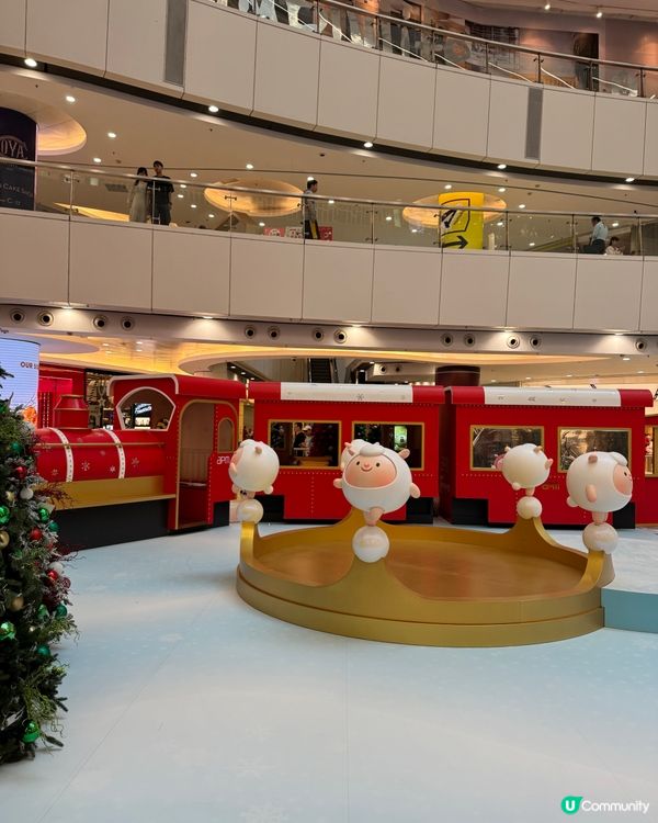 一切準備就緒,11月22起就見到觀塘APM商場聖誕新佈置,來...