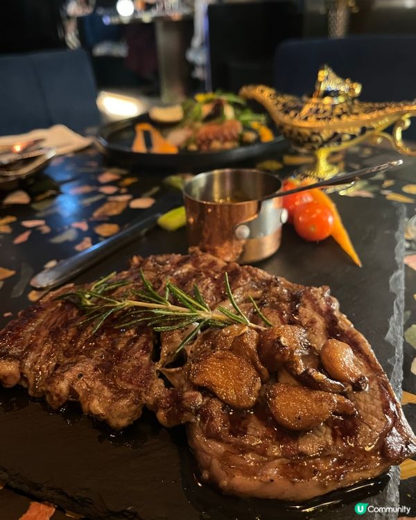 ## 🌪️ 打風都唔怕！頂樓餐廳華麗登場！🤩