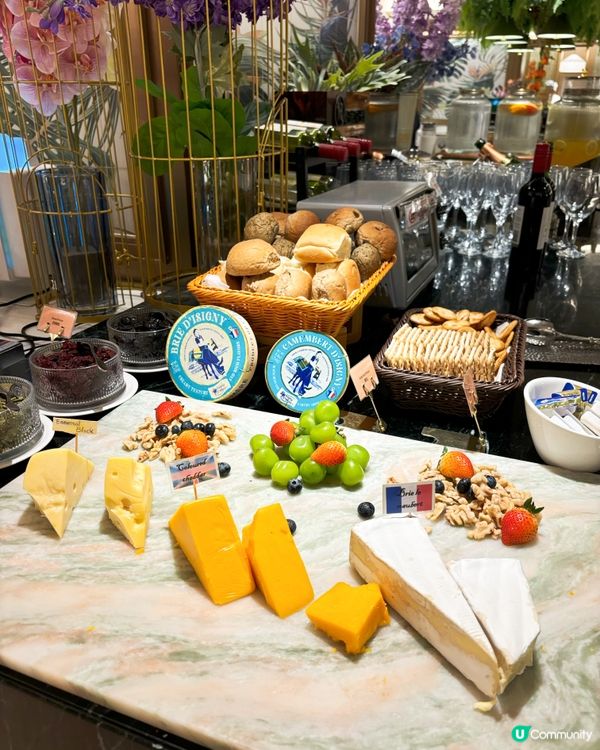 全新酒店式⾃助餐The Palate柏麗廳