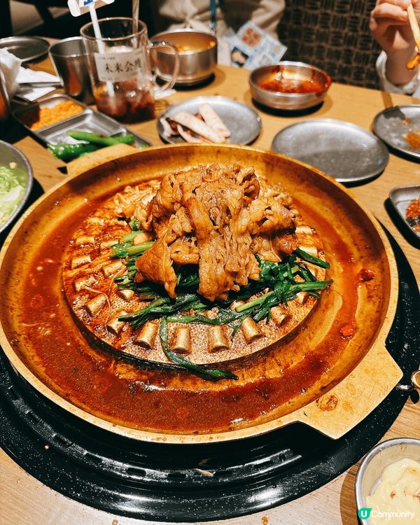 廣州獵德站，出站已經有景點可以打卡譬如睇到小蠻腰啦，又可以河...