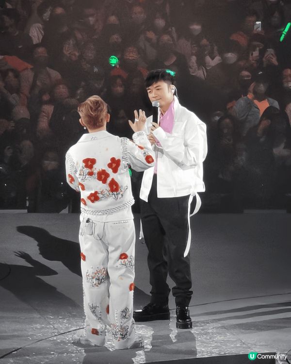 MC演唱會真系氣氛好好，人令仔又有才華，個位置好近睇得好清楚...