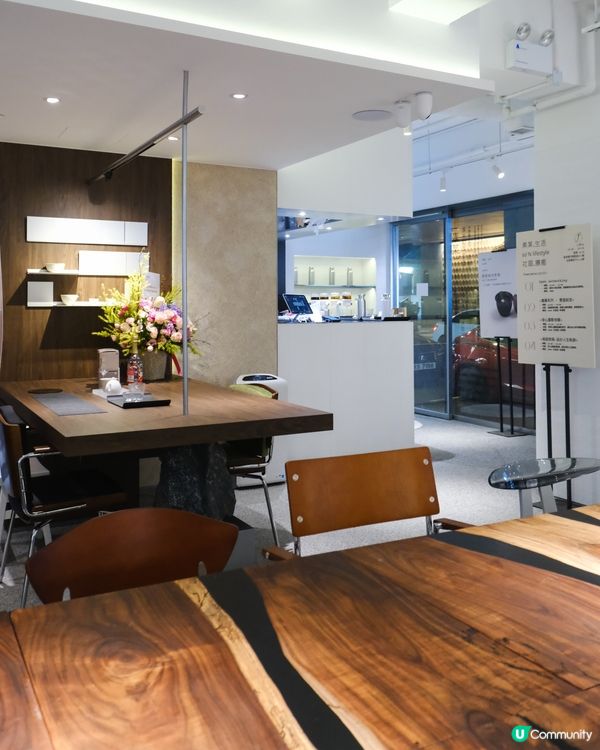 繁囂商業區中的心靈綠洲