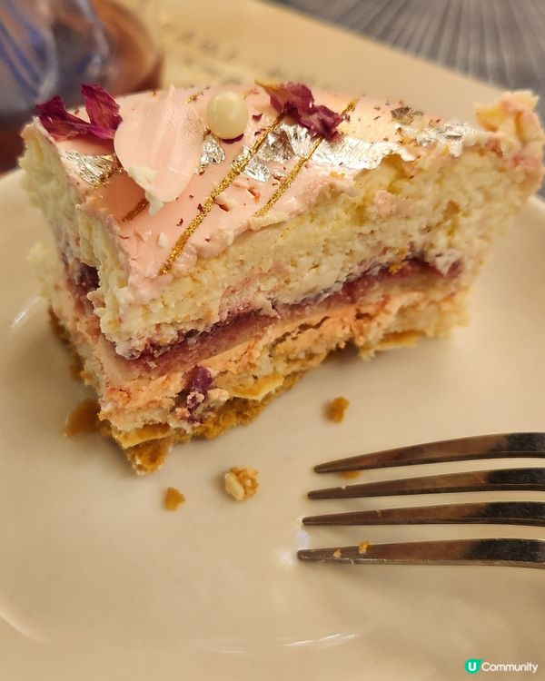 🌹紅桑子玫瑰荔枝蛋糕🎂