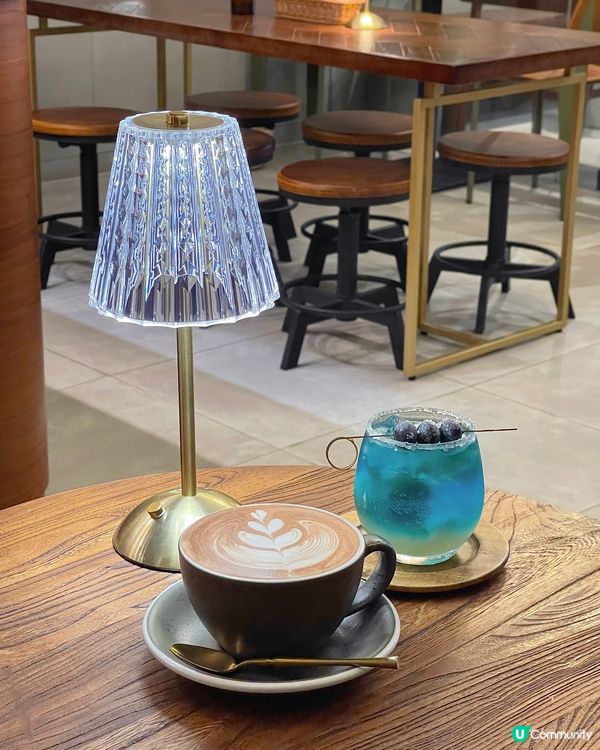 佐敦廟街木系cafe✨必食巴斯克開心果芝士蛋糕💚