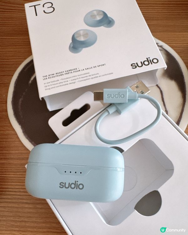 🎧 輕巧耳機，隨時出街！ 