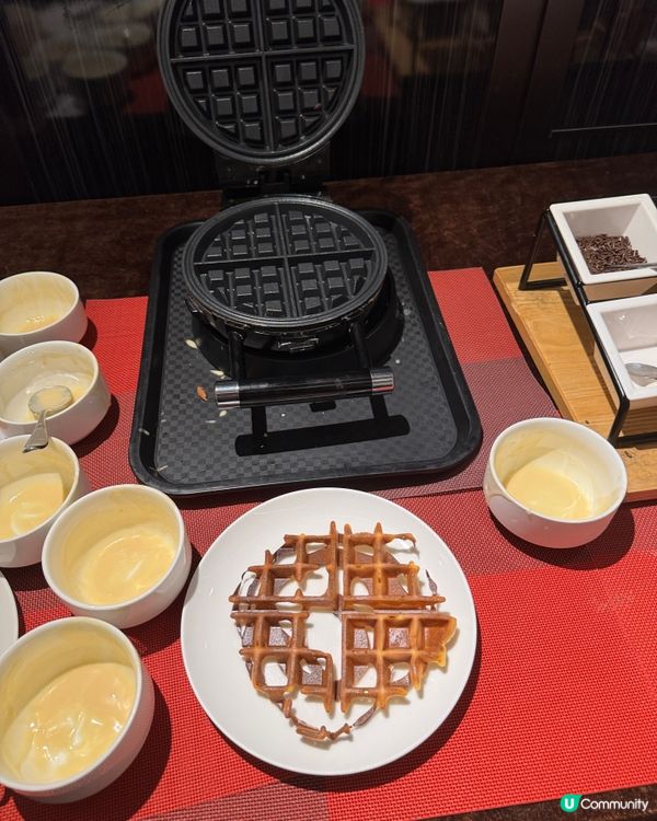 食咗好多好多好多蟹腳嘅自助餐