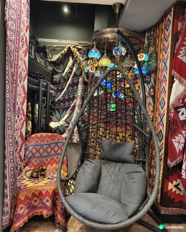 土耳其風裝修火鍋店，餃子拼盤有驚喜