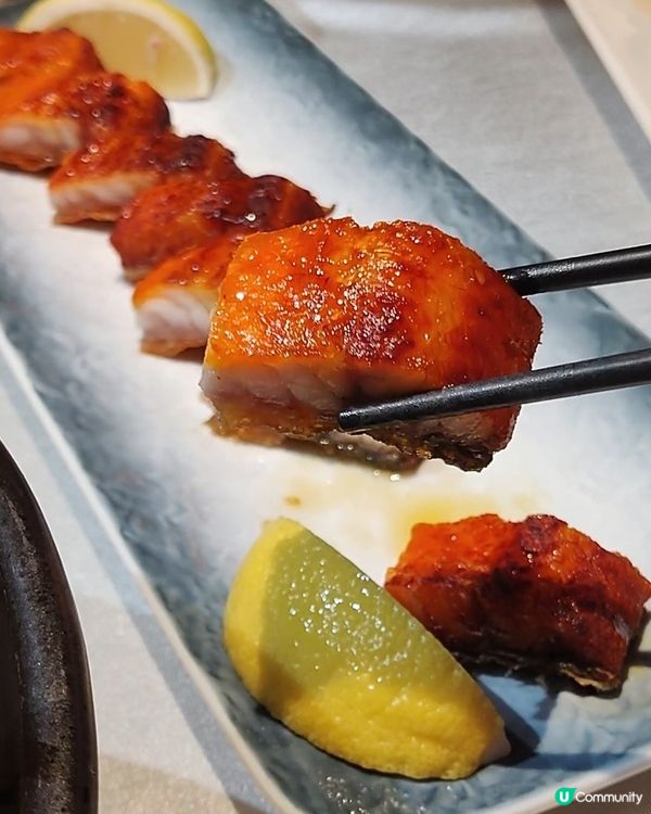 銅鑼灣登龍街係港島好出名嘅食街，佐敦老字號粵菜酒家喺呢條食街...