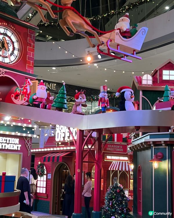 Ifc 聖誕佈置，仲有聖誕老人吸印仔