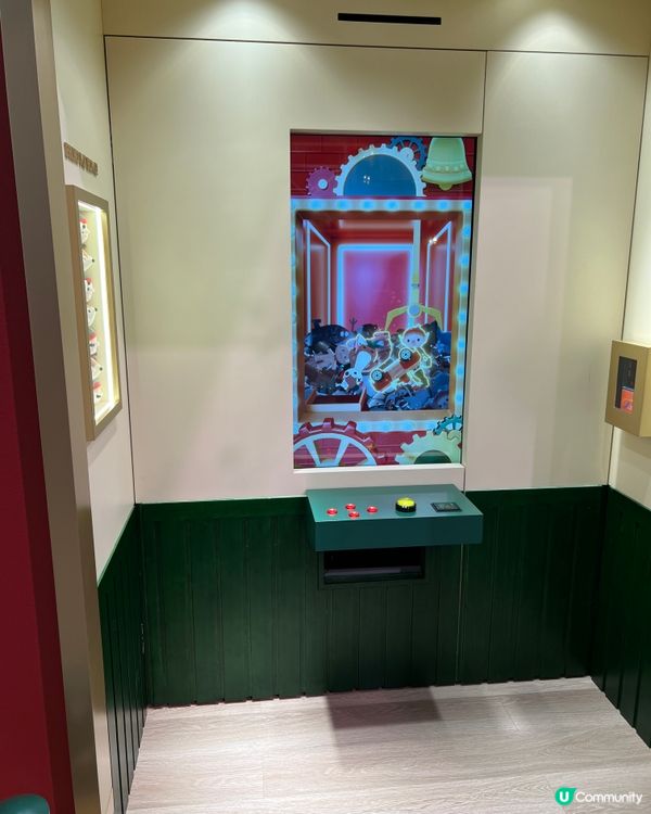 Ifc 聖誕佈置，仲有聖誕老人吸印仔