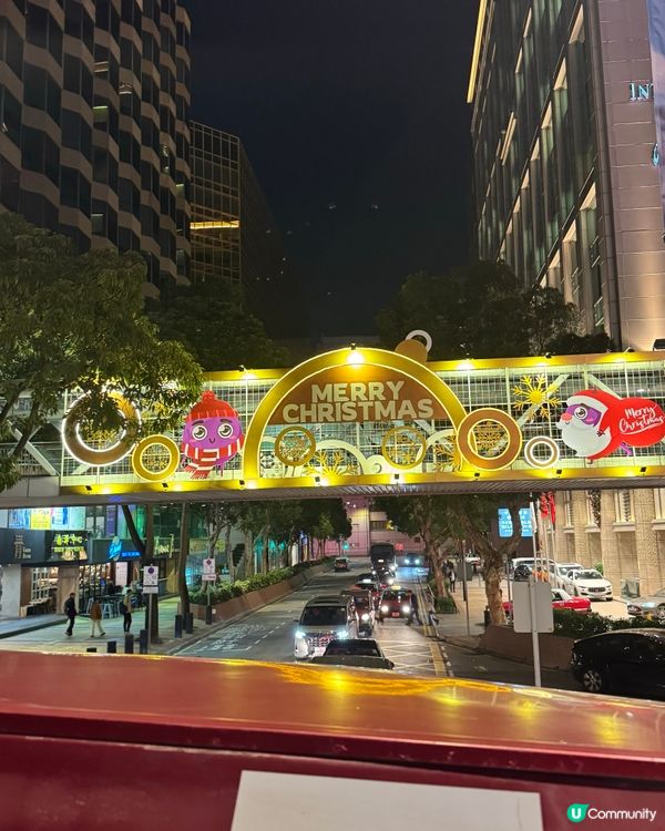 坐開篷巴士睇聖誕燈飾