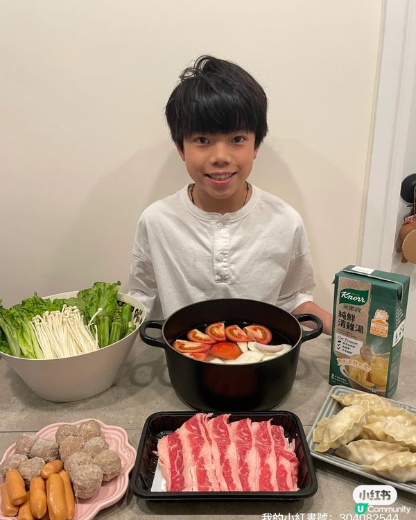 ## 凍冰冰🥶打邊爐🍲 番茄薯仔湯底正呀😋