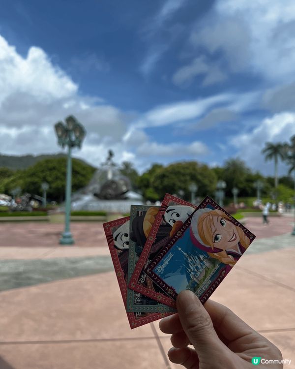 香港廸士尼樂園相當好玩，天氣很好樂國相當潔淨美麗，睇完煙花先...