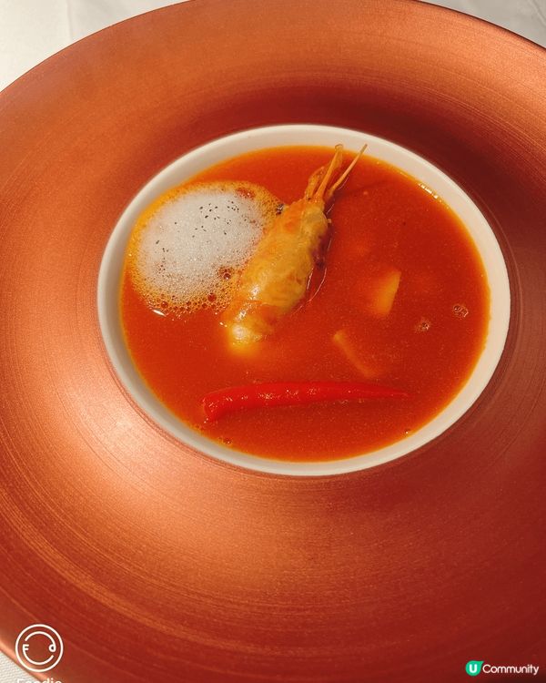 生日之旅—午餐食左蟹三寶、夜晚去左桂灣附近嘅商場食泰國野，事...