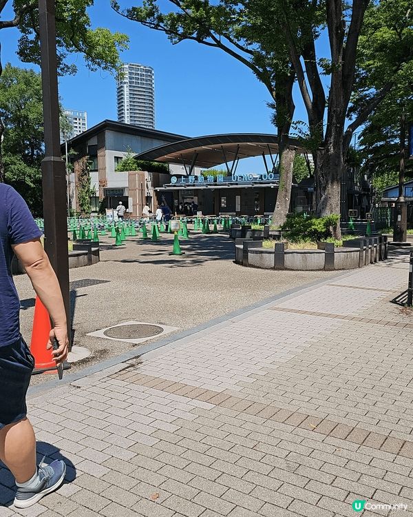 英國伯明翰，日本上野動物
