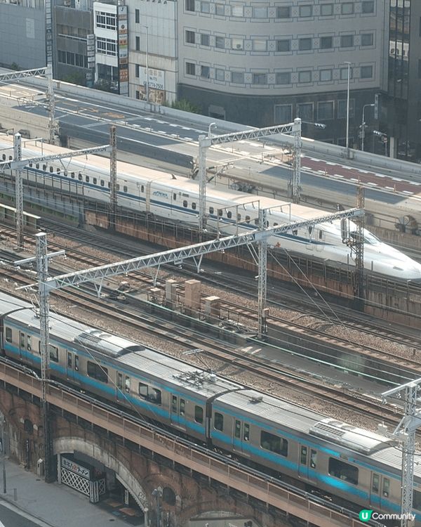 2023年暑假一家去了東京玩, 新橋站對出街道有夏際活動. ...