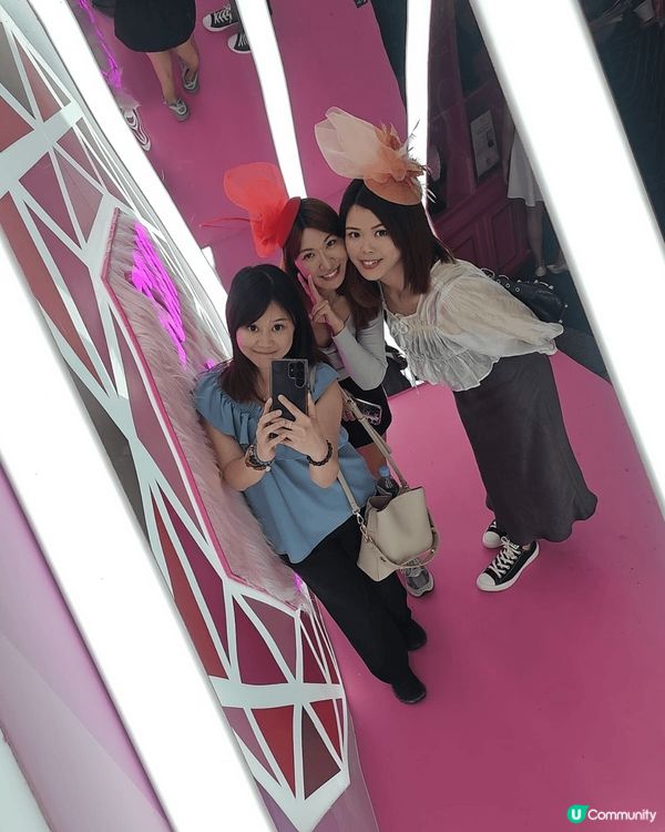 前排去咗跑馬地馬場舉行嘅happy Wednesday，原來...