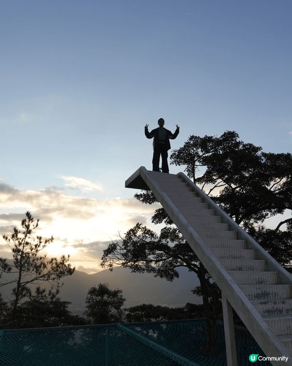 嶺南紅葉世界景色優美，天空之鏡和天梯都是打卡好地方。入住獨立...