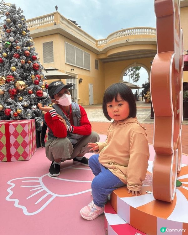 屋苑商場都積極佈置聖誕, 黃金海岸今年好似寒酸左d, 比較H...