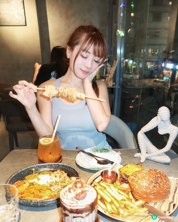 銅鑼灣工業水泥風樓上cafe ☕️  