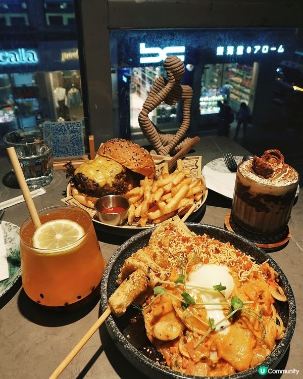 銅鑼灣工業水泥風樓上cafe ☕️  