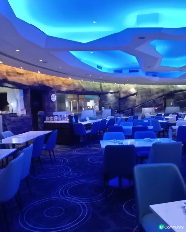 來海洋公園必定要到冰極餐廳用餐！