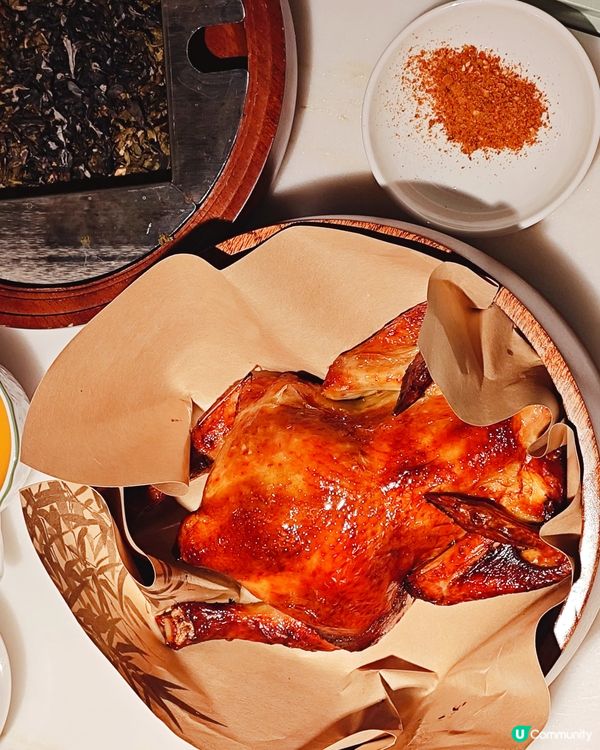 一場古色古香嘅｢西湖盛宴｣💛主打｢新浙菜｣嘅綠茶餐廳喺銅鑼灣...