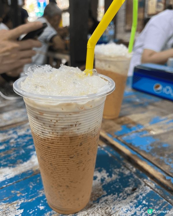 位於泰國wang lang有一條美食街入邊有好多地道餐廳好多...