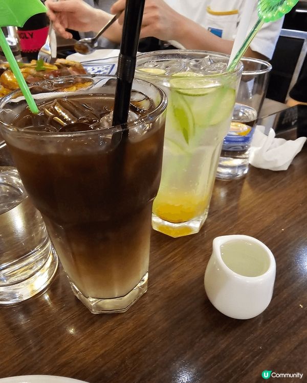 澳門波爾圖葡國菜一向出名性價比高!今次lunch一嚐海鮮燴飯...