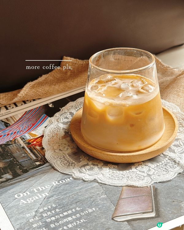 同喺英國返嚟嘅朋友聚會，佢親自焗左scone同瑪德蓮蛋糕，新...