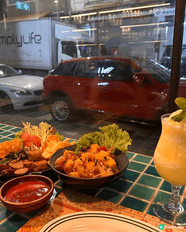 西班牙好多好嘢食，但其實都好掛住香港嘅餐廳。香港餐廳嘅質素都...