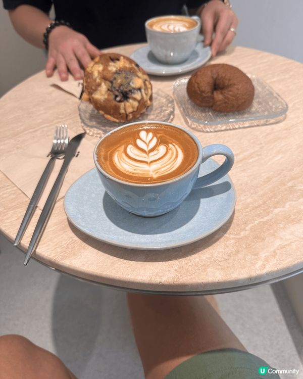 西班牙好多好嘢食，但其實都好掛住香港嘅餐廳。香港餐廳嘅質素都...