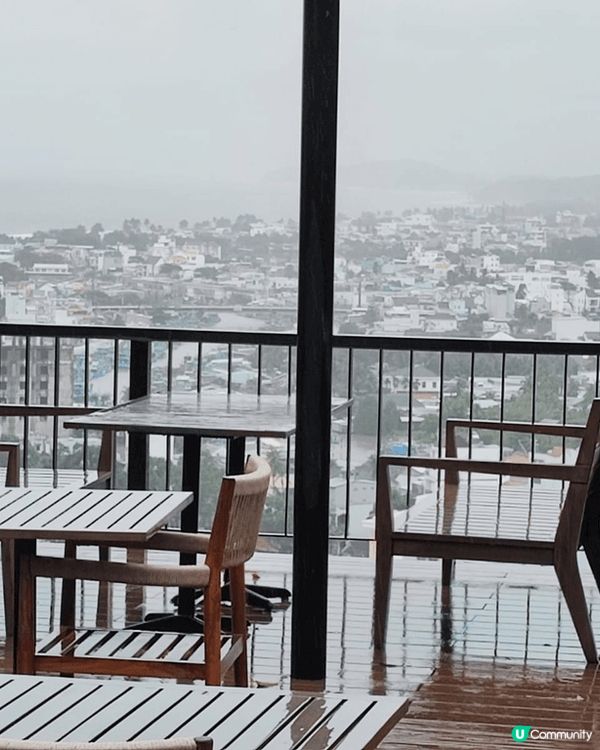 越南富國島內有間叫蜻蜓咖啡店, 他們最出名是黑咖啡,味道甘甘...