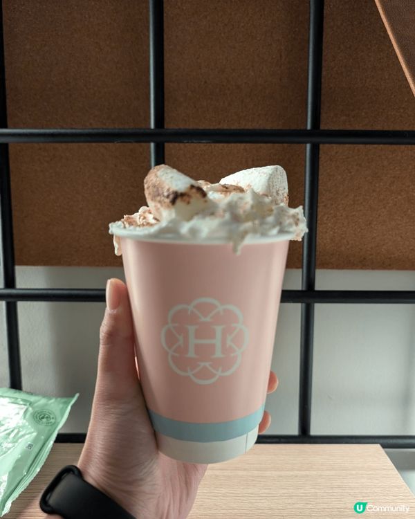 從Nuttea的堅果奶蓋奶茶，到棉花糖朱古力，到抹茶latt...