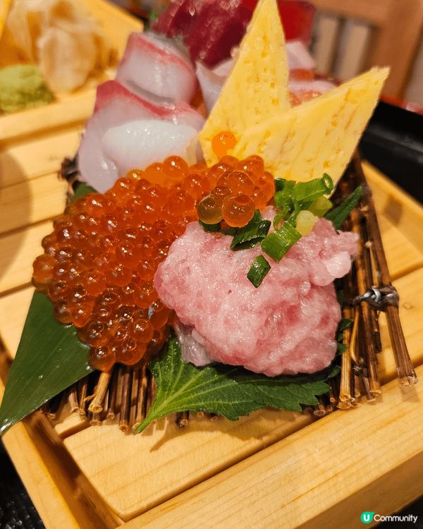 壽司郎旗下既杉玉，主打定食，呢個刺身船配醋飯，飯都可以選擇少...