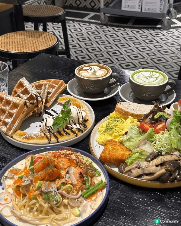 去Cafe必點甜品：窩夫同疏乎厘！窩夫外脆內軟，配上雪糕，超...