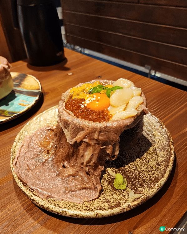 肉の隠れ家(おあがり)的 A5和牛火山蓋飯，是來衹園其中一家...