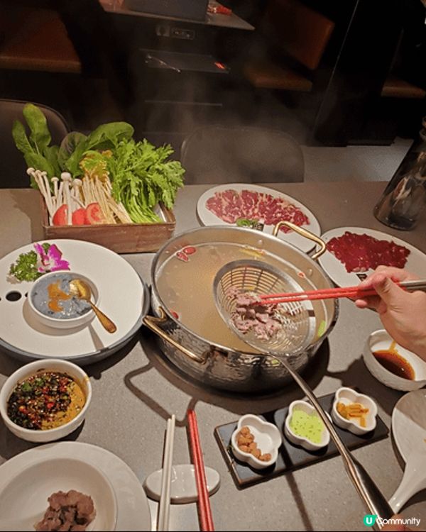 深圳飲食平靚正,服務又專業。餐廳坐得舒服, 真係令人樂而忘返...