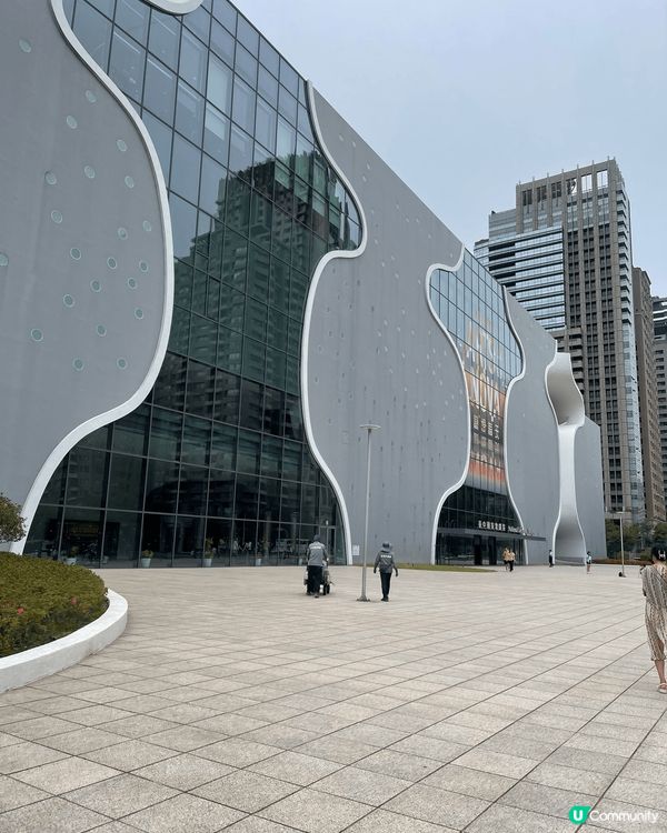 台中美食之旅，非常之多小食嘅城市之一另外建築物非常特別. 值...