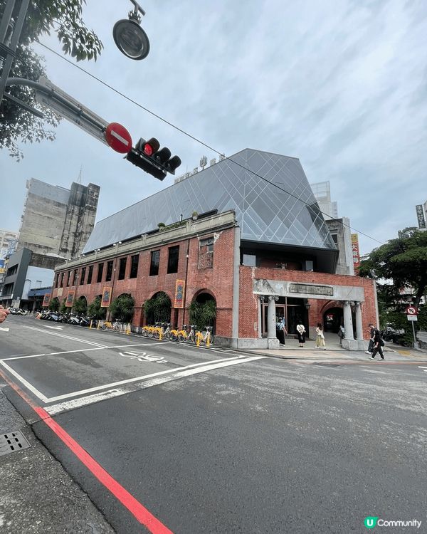 台中美食之旅，非常之多小食嘅城市之一另外建築物非常特別. 值...