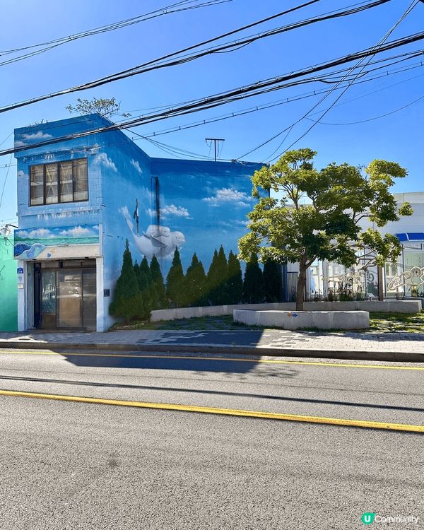 釜山白淺灘文化村，沿路好多cafe，打卡位，小店😍好岩慢活～...