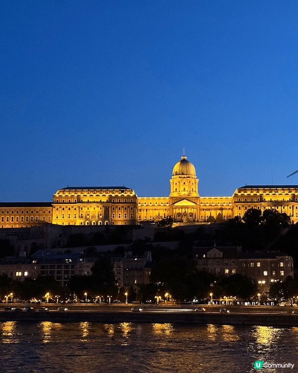 布達佩斯嘅夜景係好出名嘅，今次去咗三日兩夜，日夜都好靚，天氣...