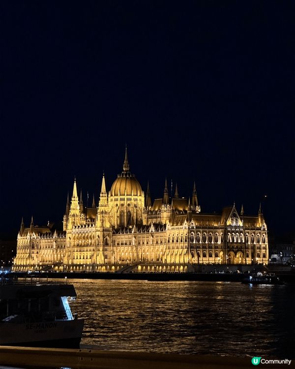 布達佩斯嘅夜景係好出名嘅，今次去咗三日兩夜，日夜都好靚，天氣...