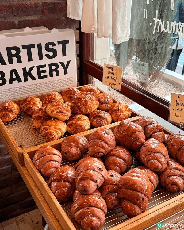 一定要在十一月來一次首爾。因為十一月的首爾是金色的。景福宮三...